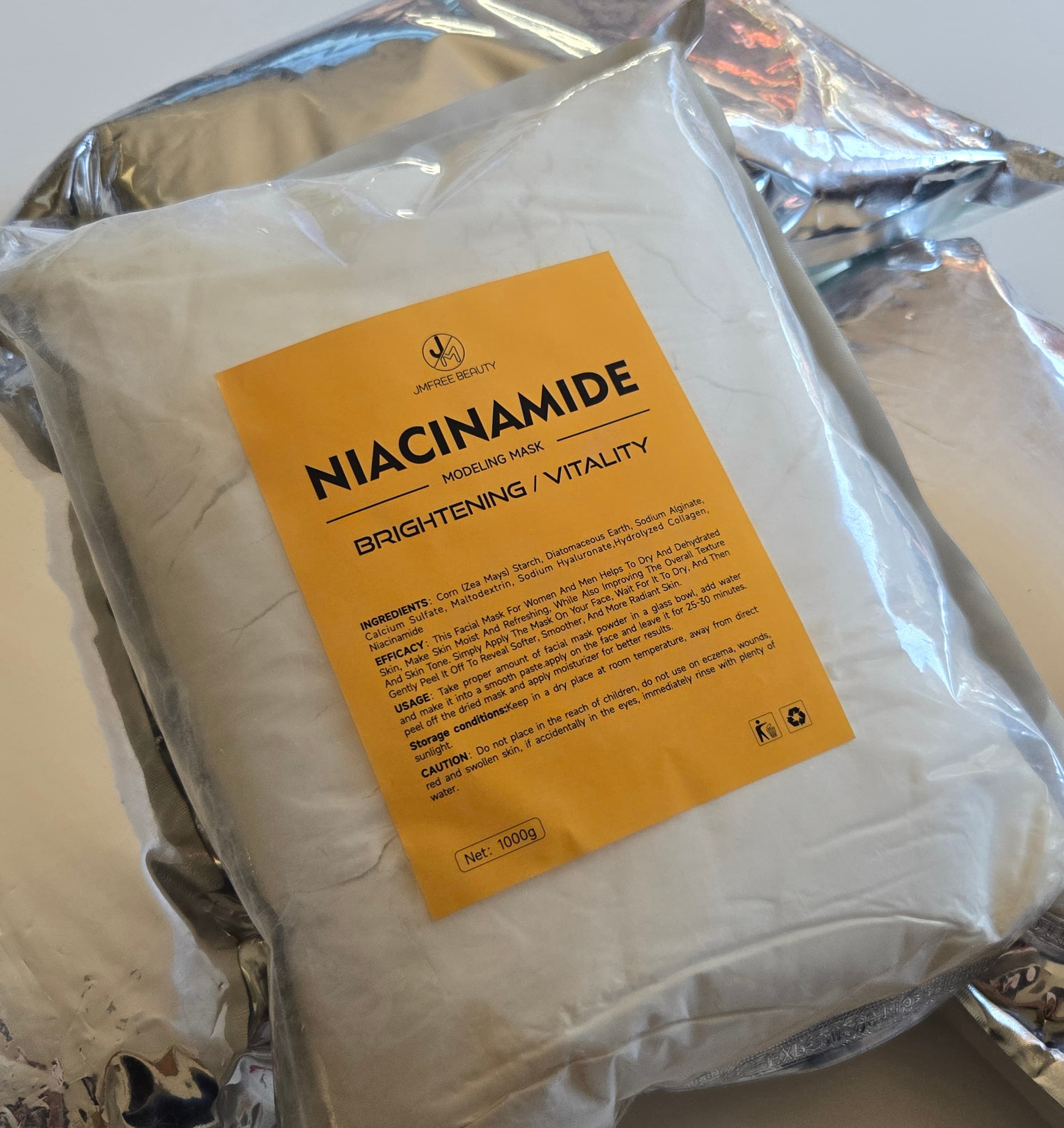 Modeling Mask — Niacinamide — image 1